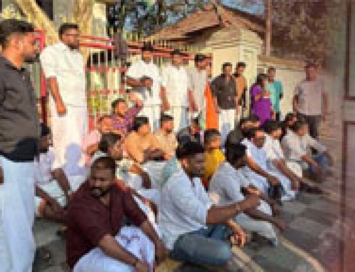 ആരോഗ്യമന്ത്രിയുടെ വീട്ടിൽ റീത്ത് വച്ച് പ്രതിഷേധം; യൂത്ത് കോൺഗ്രസ് പ്രവർത്തകർക്കെതിരെ കേസ്