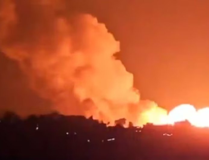 അഫ്ഗാൻ അതിർത്തിയിൽ പാക്കിസ്ഥാന്റെ വ്യോമാക്രമണം; ഭീകരകേന്ദ്രങ്ങൾ ലക്ഷ്യമിട്ട നീക്കത്തിൽ നിരവധി മരണം