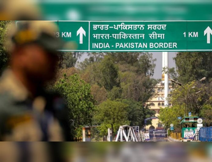 ഇന്ത്യ-പാക്ക് അതിർത്തിയിൽ രണ്ട് പോലീസ് ഉദ്യോഗസ്ഥർ വെടിയേറ്റു മരിച്ച നിലയിൽ