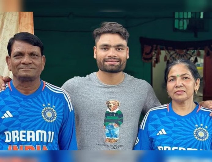 ടി20 ലോകകപ്പിനിടെ റിങ്കു സിങ് ഇന്ത്യൻ ടീം വിട്ടു; പിതാവിന്റെ ആരോഗ്യനില ഗുരുതരം