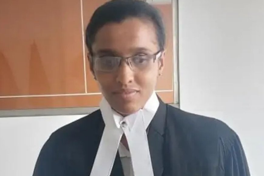 ബ്രെയിൽ ലിപിയിൽ നിന്ന് ബെഞ്ചിലേക്ക്; കേരളത്തിലെ ആദ്യത്തെ കാഴ്ച വൈകല്യമുള്ള ജഡ്ജിയായി തന്യ നാഥൻ