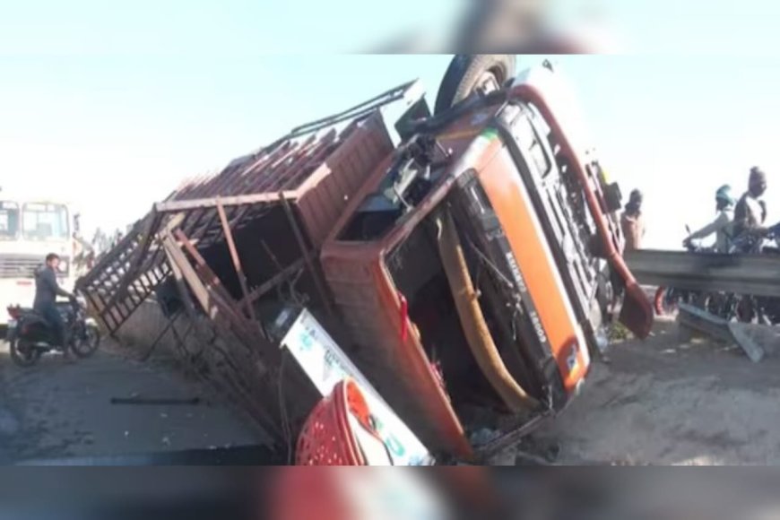 ബെംഗളൂരു വാഹനാപകടം: മരിച്ചവരിൽ രണ്ട് മലയാളി വിദ്യാർത്ഥികളും; അതിവേഗതയിലെത്തിയ കാർ ലോറിയിലേക്ക് ഇടിച്ചു കയറി