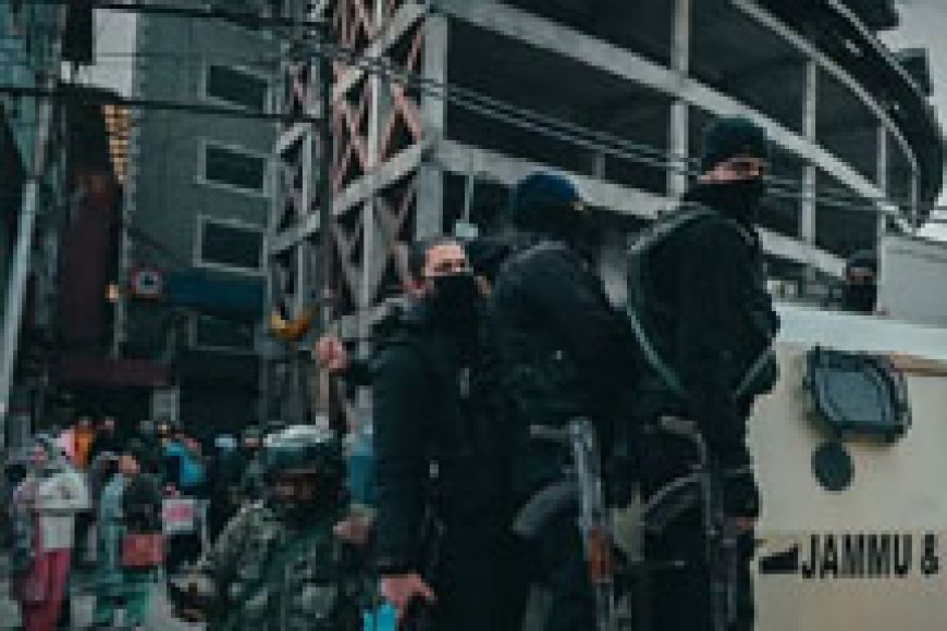 ജമ്മുകശ്മീരിൽ പൂട്ടിച്ചത് 8000 മ്യൂൾ അക്കൗണ്ടുകൾ; ‘ദേശവിരുദ്ധപ്രവർത്തനത്തിനുള്ള ഫണ്ടായി മാറിയേക്കാമെന്നും വിലയിരുത്തൽ