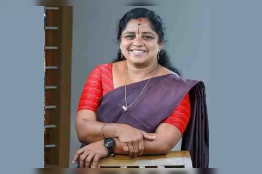 മഹിളാ കോൺഗ്രസ് നേതാവ് ആർ. രശ്മി ബി.ജെ.പിയിലേക്ക്