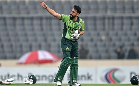 സൽമാൻ ആഘയ്ക്ക് ഐസിസിയുടെ ശിക്ഷാ നടപടി; റണ്ണൗട്ട് വിവാദത്തിന് പിന്നാലെ ബാറ്റും ഗ്ലൗസും വലിച്ചെറിഞ്ഞു; ഡ്രസ്സിങ് റൂമിലും രോഷപ്രകടനം