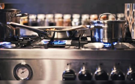 ഗ്യാസ് ലാഭിക്കാൻ ചില 'സൂത്രപ്പണികൾ'; പാത്രങ്ങൾ തെരഞ്ഞെടുക്കുമ്പോൾ ശ്രദ്ധിക്കണം; സിലിണ്ടറിൽ രണ്ട് കിലോ വരെ ലാഭിക്കാം