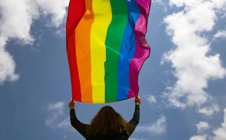 ട്രാൻസ്‌ജെൻഡർ ബിൽ ലോക്‌സഭ പാസാക്കി; ലിംഗമാറ്റത്തിന് ഇനി മെഡിക്കൽ ബോർഡ് പരിശോധന നിർബന്ധം