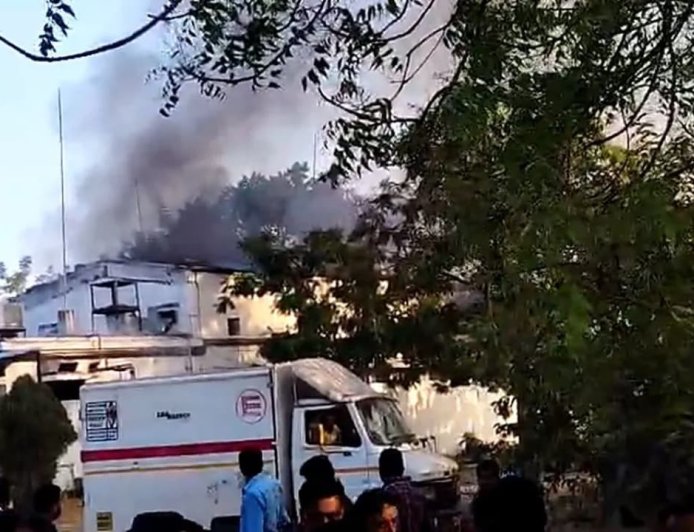 നാഗ്പൂരിൽ സ്ഫോടകവസ്തു നിർമ്മാണശാലയിൽ വൻ സ്ഫോടനം; 17 മരണം, നിരവധി പേർക്ക് പരിക്ക്