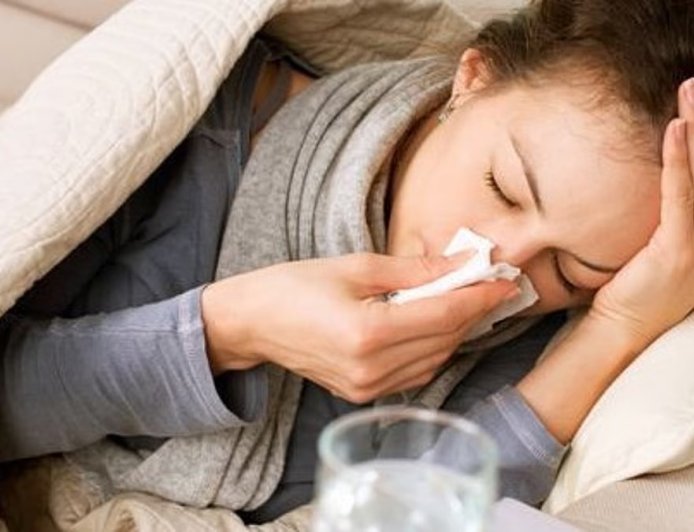 പതിവായ ജലദോഷവും പനിയും അലട്ടുന്നുണ്ടോ? പ്രതിരോധശേഷി വർദ്ധിപ്പിക്കാൻ ഭക്ഷണത്തിൽ ഇവ ഉൾപ്പെടുത്താം