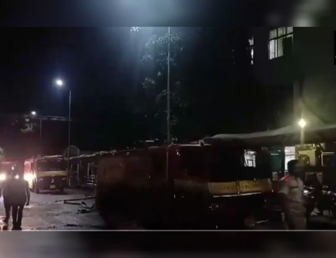 ഒഡീഷയിൽ മെഡിക്കൽ കോളജ് ഐസിയുവിൽ തീപിടിത്തം: 10 രോഗികൾ മരിച്ചു