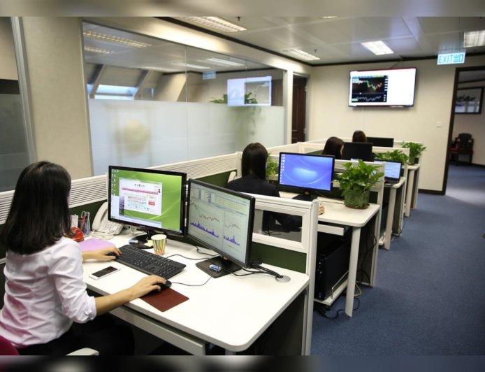 കേരളം ആഗോള തൊഴിൽ ഹബ്ബിലേക്ക്; ഗ്രാമങ്ങളിലേക്കും വൻകിട കമ്പനികൾ