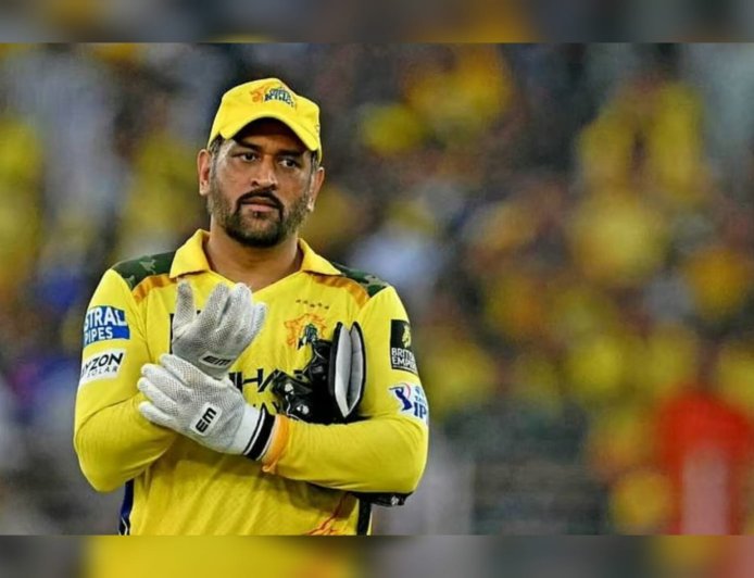 ധോണിക്ക് പരിക്ക്; ആദ്യ ആറ് മത്സരങ്ങളിൽ സഞ്ജു സാംസൺ വിക്കറ്റ് കീപ്പറാകും