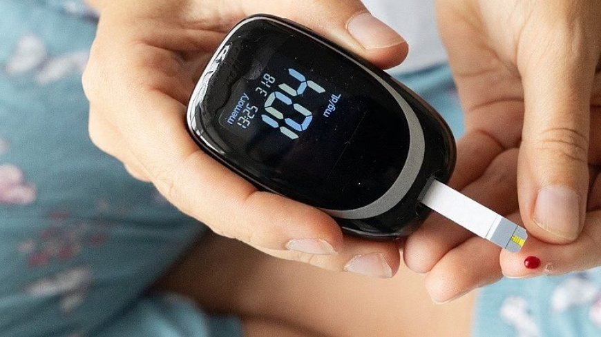 ഭക്ഷണം മാത്രമല്ല; മധുരം കഴിച്ചില്ലെങ്കിലും പഞ്ചസാരയുടെ അളവ് കൂടിയേക്കാം; ഗ്ലൂക്കോസ് നിലയെ സ്വാധീനിക്കുന്ന 5 പ്രധാന ഘടകങ്ങൾ