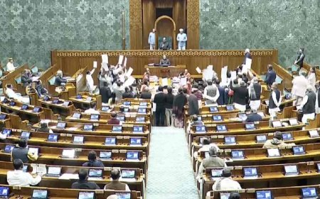 എഫ്സിആർഎ നിയമഭേദഗതി പ്രത്യേക സിറ്റിംഗിലുണ്ടാവില്ല; വനിതാ സംവരണ ബില്ലിന് മുൻഗണന നൽകി കേന്ദ്ര സർക്കാർ