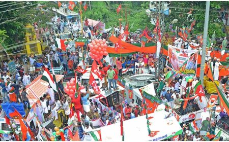 കേരളം വോട്ടെടുപ്പിലേക്ക്; ഇനി മൂന്നുനാൾ മാത്രം; രാഹുലും പ്രിയങ്കയും ഇന്ന് വടക്കൻ കേരളത്തിൽ; നാളെ കലാശക്കൊട്ട്