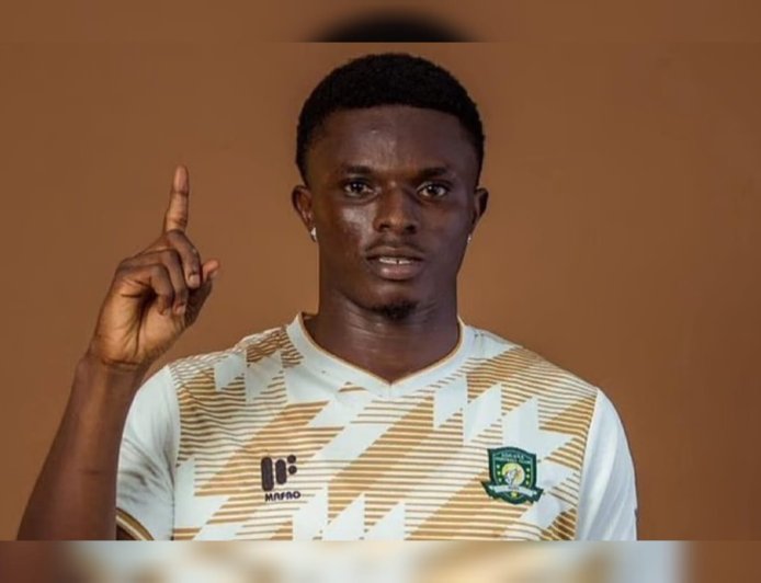 ഘാനയിൽ ഫുട്‌ബോൾ താരത്തിന് ദാരുണാന്ത്യം; ടീം ബസിന് നേരെ മോഷ്ടാക്കളുടെ വെടിവെപ്പ്