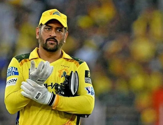 ഐപിഎല്ലിൽ നാളെ വാംഖഡെയിൽ 'തല' ഇറങ്ങിയേക്കും; ധോനി കളിച്ചാൽ സഞ്ജുവിന് പുതിയ റോൾ