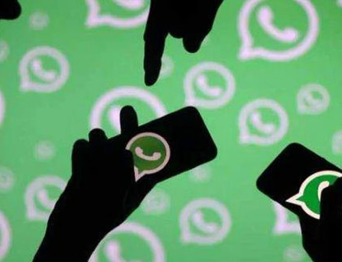 ഗൂഗിൾ പേയും ഫോൺ പേയും വേണ്ട; ഇനി വാട്സാപ്പ് വഴിയും മൊബൈൽ റീചാർജ് ചെയ്യാം