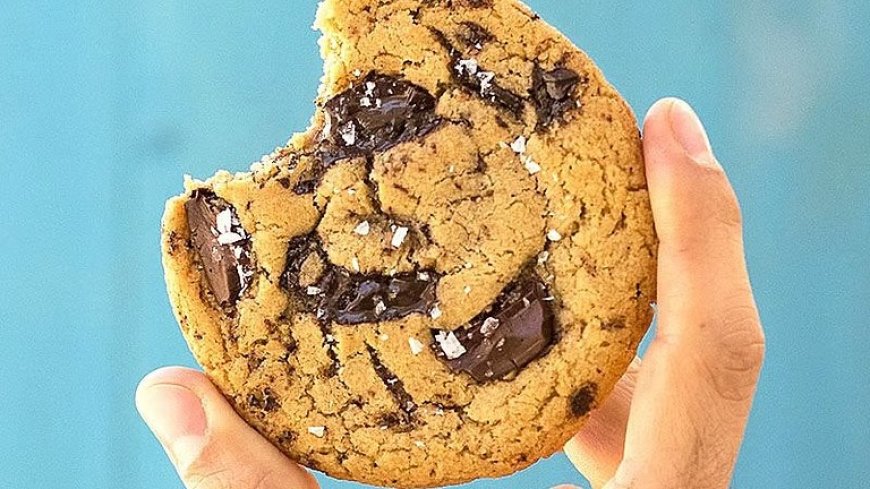 ചോക്ലേറ്റിനേക്കാൾ വില്ലൻ ബിസ്ക്കറ്റ്; പല്ലുകൾ വേഗത്തിൽ നശിക്കാൻ കാരണമായേക്കാം