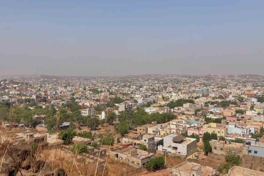 മാലിയിൽ ആഭ്യന്തര കലഹം രൂക്ഷം; ഇന്ത്യൻ പൗരന്മാർക്ക് ജാഗ്രതാ നിർദ്ദേശം നൽകി കേന്ദ്ര സർക്കാർ