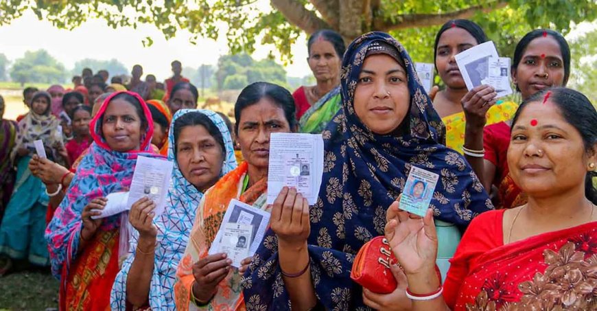 ബംഗാളിൽ രണ്ടാംഘട്ട വോട്ടെടുപ്പ് തുടങ്ങി; റെക്കോർഡ് പോളിങ് പ്രതീക്ഷയിൽ മുന്നണികൾ
