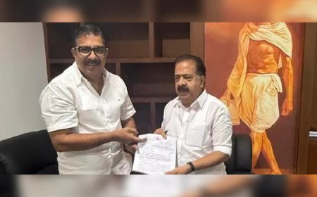 ​കാഫിർ സ്ക്രീൻഷോട്ട് വിവാദം: പ്രതികളെ രക്ഷിക്കാൻ നീക്കം? ആഭ്യന്തര മന്ത്രിക്ക് കത്തുമായി പാറക്കൽ അബ്ദുള്ള!