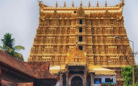 പത്മനാഭസ്വാമി ക്ഷേത്രത്തിലെ സ്വർണക്കേസിൽ ഗുരുതര സുരക്ഷാ വീഴ്ച; ആദിത്യവർമയുമായി അടുത്ത ബന്ധമുള്ളവർക്കെതിരെ സംശയം: റിപ്പോർട്ട്