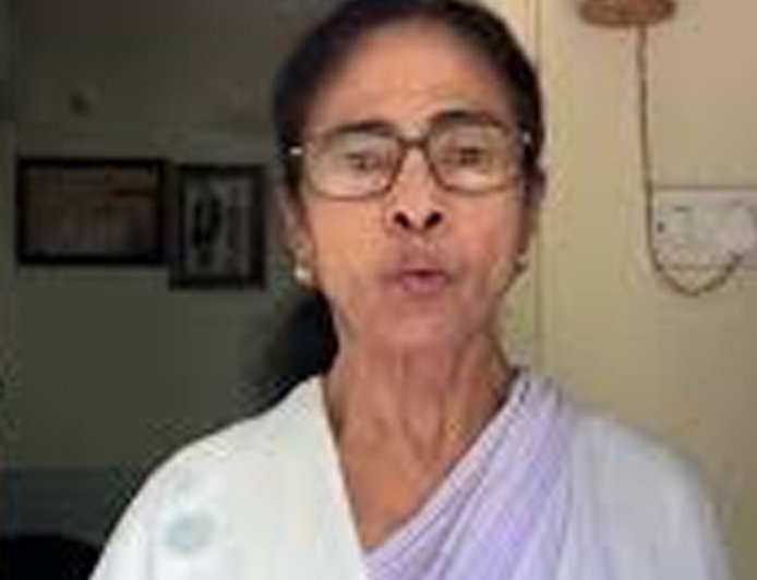 പരാജയം സമ്മതിക്കില്ല, രാജിവെക്കില്ല; കേന്ദ്രത്തിനും കമ്മീഷനുമെതിരെ 'യുദ്ധപ്രഖ്യാപനവുമായി' മമത ബാനർജി