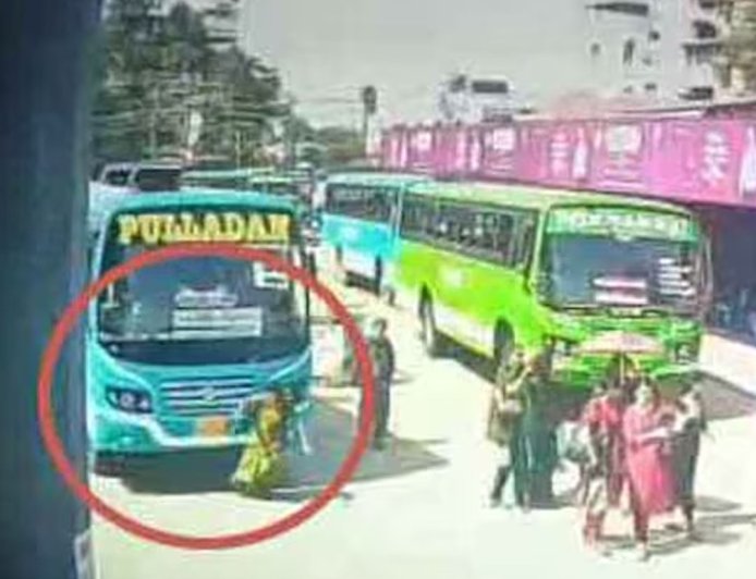 തിരുനക്കര ബസ് സ്റ്റാൻഡിൽ അപകടം: സ്വകാര്യ ബസ് കയറി വീട്ടമ്മയ്ക്ക് ഗുരുതര പരുക്ക്