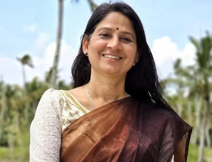 മകനെ അപമാനിച്ചെന്ന് പരാതി; വെള്ളാപ്പള്ളി നടേശനെതിരെ നിയമനടപടിക്ക് പാർട്ടി അനുമതി തേടി യു. പ്രതിഭ