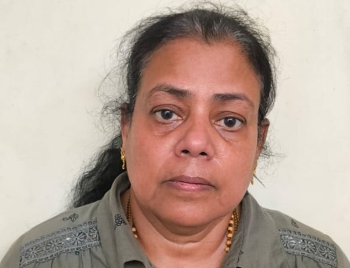 കൂട്ടബലാത്സംഗ ദൃശ്യങ്ങൾ പകർത്തി, കോളയിൽ മയക്കുമരുന്ന് കലർത്തി; കൊച്ചി മനുഷ്യക്കടത്ത് കേസിൽ സിന്ധുവിന്റെ ക്രൂരതകൾ പുറത്ത്, റിമാൻഡ് റിപ്പോർട്ട്!