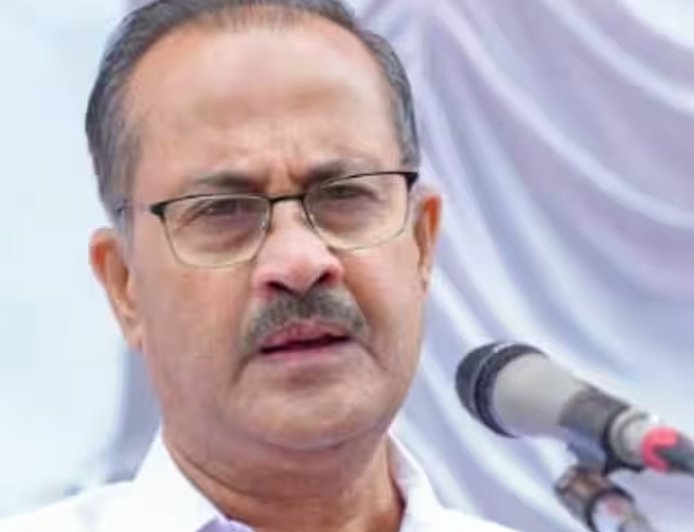 'ഖജനാവ് കാലിയാണെന്ന് അറിയാം, പക്ഷെ ജനങ്ങളെ പൂട്ടിക്കില്ല'; പണം തിരിച്ചുപിടിക്കാൻ പ്രത്യേക വഴിയുണ്ടെന്ന് പി.എം.എ. സലാം!