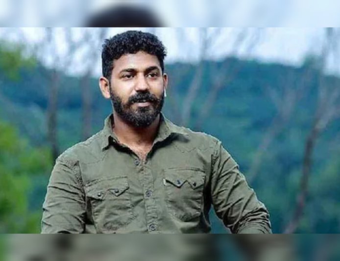 ആകാശ് തില്ലങ്കേരി ഉൾപ്പെടെ 17 പേർക്ക് ആശ്വാസം! ജാമ്യം റദ്ദാക്കിയ നടപടി ഹൈക്കോടതി തള്ളി