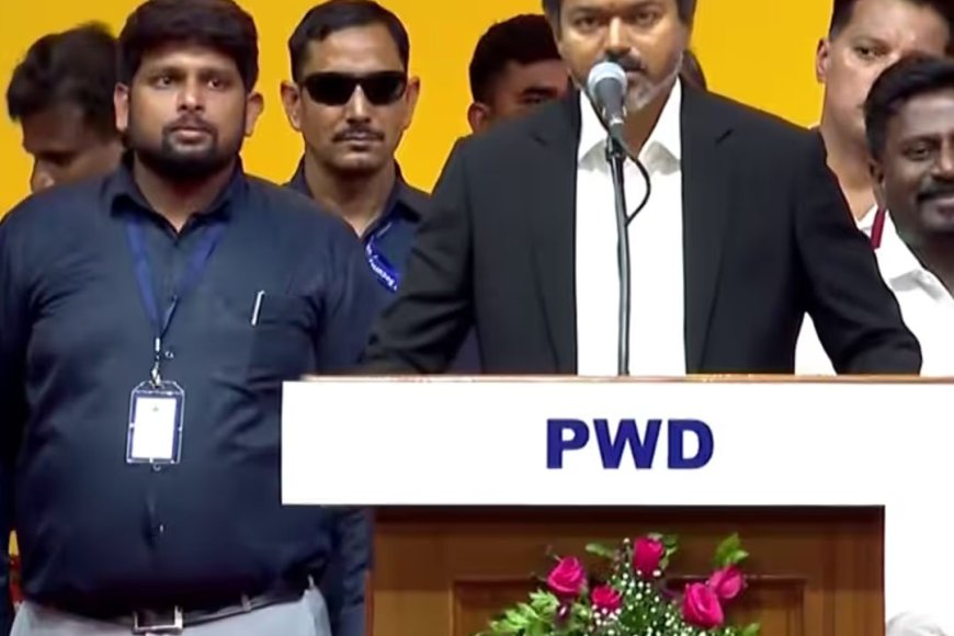 തമിഴ്നാടിന്റെ നായകനായി വിജയ്; പുത്തൻ മന്ത്രിസഭ അധികാരമേറ്റു