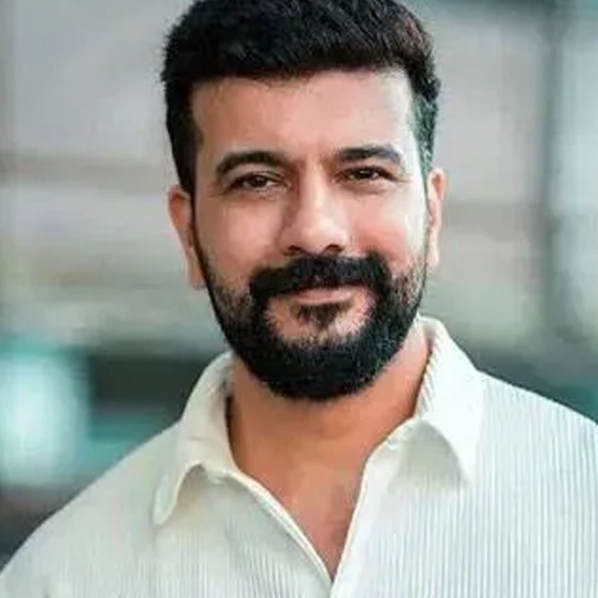 കലയോട് വിട; ഇനി പൂർണ്ണസമയ രാഷ്ട്രീയക്കാരൻ: പാലക്കാടിനായി അരങ്ങ് ഒഴിഞ്ഞു രമേഷ് പിഷാരടി