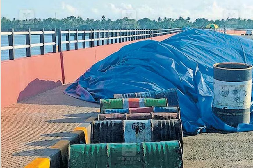 ഉദ്ഘാടനം കഴിഞ്ഞ് രണ്ടു മാസം; പെരുമ്പളം പാലത്തിൽ ടാറിങ് നിലച്ചു, തെരുവുവിളക്കുകളില്ല; പ്രഖ്യാപിച്ച കെഎസ്ആർടിസി ബസും മുങ്ങി, അവഗണനയെന്ന് പരാതി!