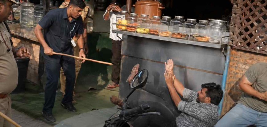 ഉത്തരവാദിത്തം നിർവഹിച്ചവർക്കെതിരായ പ്രതികാര നടപടി  ഗൺമാനുൾപ്പെടെയുള്ളവരുടെ സസ്‌പെൻഷനിൽ യുഡിഎഫ് സർക്കാരിനെതിരെ സി.പി.ഐ.എം