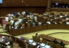 സഭയിൽ സ്ഥലംമാറ്റ വിവാദം: അടിയന്തര പ്രമേയത്തിന് അനുമതിയില്ല, പ്രതിപക്ഷത്തിന്റെ ശക്തമായ സഭ ബഹിഷ്കരണം