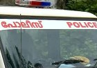 കണ്ണൂരിൽ കല്ലറ തുറന്നപ്പോൾ പായയിൽ പൊതിഞ്ഞ നിലയിൽ അജ്ഞാത വസ്തുക്കൾ; മൃതദേഹമെന്ന് സംശയം, പൊലീസ് അന്വേഷണം ആരംഭിച്ചു