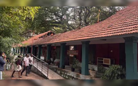അധ്യാപകരും കുട്ടികളും മടങ്ങിയതിന് പിന്നാലെ മേൽക്കൂര തകർന്നു വീണു; അട്ടക്കുളങ്ങരയിൽ ഒഴിവായത് വൻ ദുരന്തം