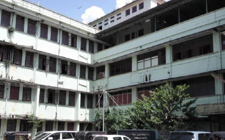 തലക്കെട്ട്: കൊല്ലം ജില്ലാ ആശുപത്രിയിൽ പോസ്റ്റ്മോർട്ടം വൈകി; അഞ്ചു മൃതദേഹങ്ങളുമായി മണിക്കൂറുകളോളം കാത്ത് ബന്ധുക്കൾ, പ്രതിഷേധം ശക്തം