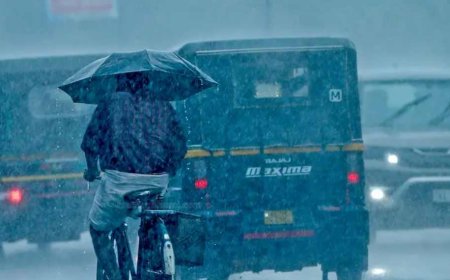 സംസ്ഥാനത്ത് മഴ മുന്നറിയിപ്പിൽ മാറ്റം; 11 ജില്ലകളിൽ ഓറഞ്ച് അലേർട്ട്, കാറ്റിനും ഇടിമിന്നലിനും സാധ്യത