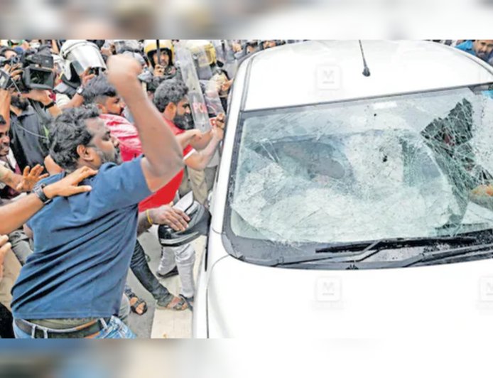 ED ഉദ്യോഗസ്ഥർ ആക്രമിക്കപ്പെട്ട കേസ്: 5 പ്രതികളുമായി തെളിവെടുപ്പ്