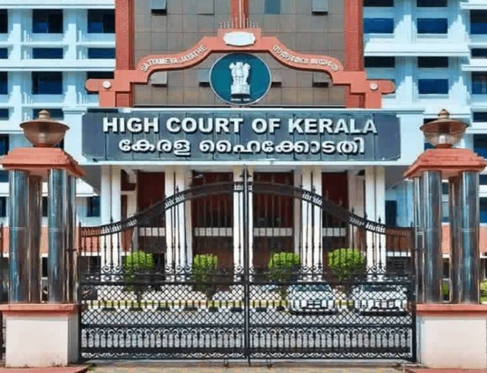 നടിയെ ആക്രമിച്ച കേസ്; മെമ്മറി കാർഡിന്റെ ഹർജിയിൽ നിന്നും ഹൈക്കോടതി ജഡ്ജിയുടെ പിന്മാറ്റം