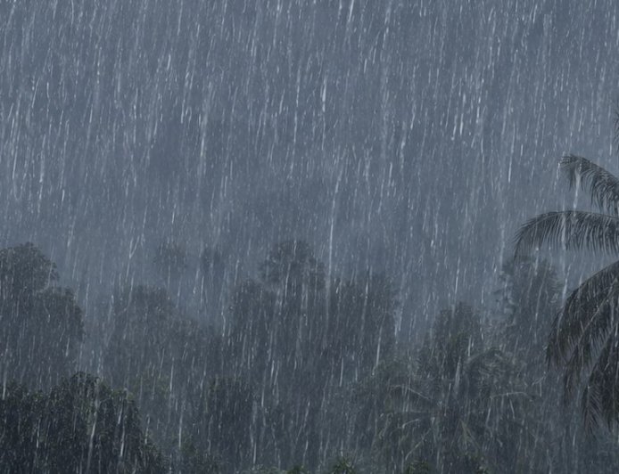 തിരുവനന്തപുരം ജാഗ്രതയിൽ; അതിശക്ത മഴയും കാറ്റും, ഓറഞ്ച് അലർട്ട് പ്രഖ്യാപിച്ചു