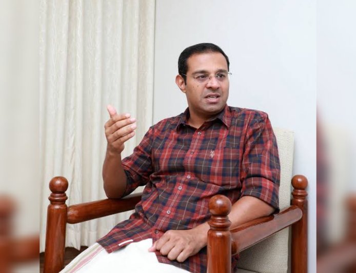 വിസിമാർ ആർഎസ്എസ് വേദി പങ്കിട്ടത് ഗുരുതര പ്രശ്നം: മന്ത്രി റോജി എം ജോൺ