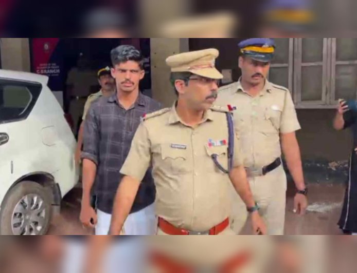 കാഫിര്‍ സ്‌ക്രീന്‍ഷോട്ട് കേസ്: ജിതിന്‍ ഭാസ്‌കറിന് 14 ദിവസത്തെ റിമാന്‍ഡ്; ഫോണ്‍ റീസെറ്റ് ചെയ്തെന്ന് എസ്‌ഐടി