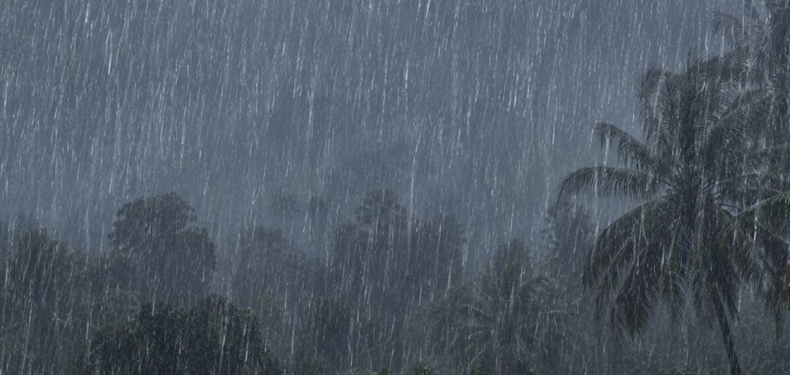 തിരുവനന്തപുരം ജാഗ്രതയിൽ; അതിശക്ത മഴയും കാറ്റും, ഓറഞ്ച് അലർട്ട് പ്രഖ്യാപിച്ചു