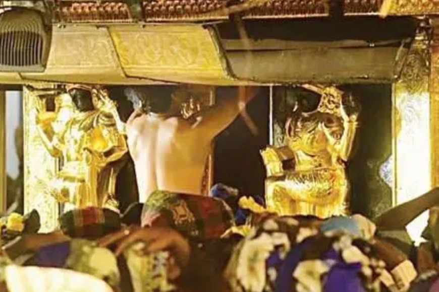 ശബരിമല സ്വർണക്കൊള്ള കേസ്; ശ്രീകോവിലിലെ പ്രഭാമണ്ഡലവും കട്ടിളപ്പാളിയും ഇളക്കി തൂക്കമെടുത്തു