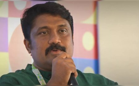 'വകുപ്പുകൊള്ളയ്ക്ക് പിന്നാലെ കടൽക്കൊള്ള'; വി ഡി സതീശന്റെ മംഗലാപുരം യാത്രയിൽ ചോദ്യങ്ങളുമായി എ എ റഹീം